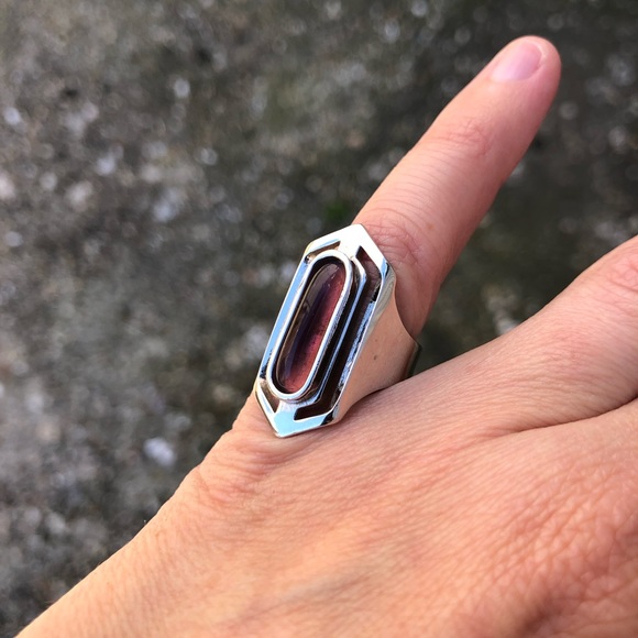 Silver Elongated Hexagon Ring with Peach Stone - Picture 15 of 15